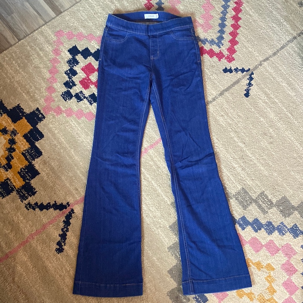 Cello pull on Flare Pant